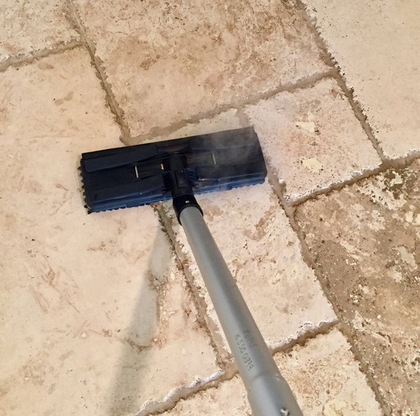 Prix pose travertin extérieur : évaluez vos options et coûts